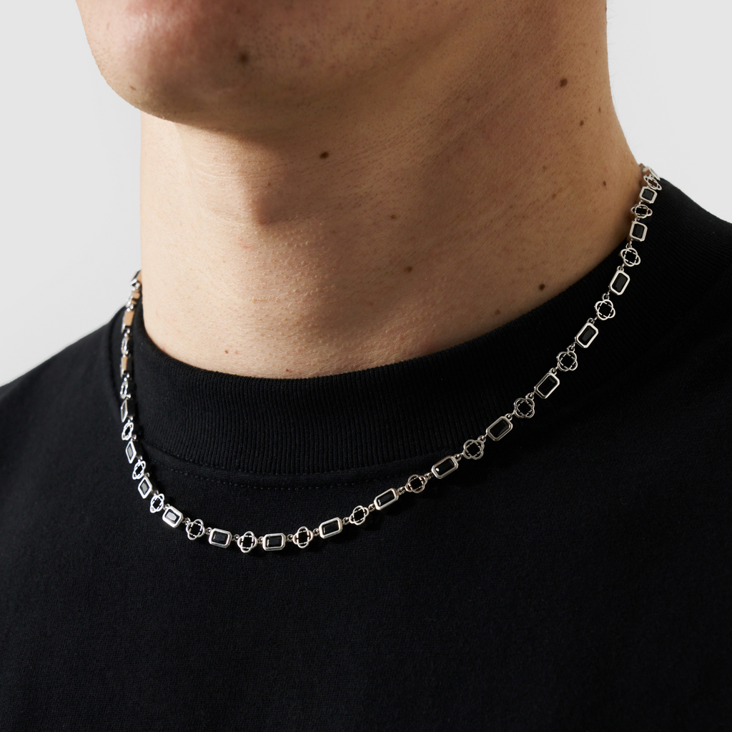 Onyx Gemstone Clover Necklace (Silver)