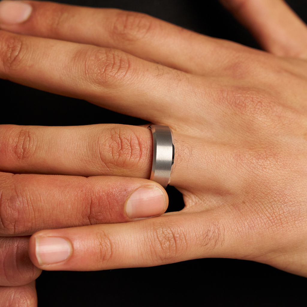 Bevelled Ring (Silver) 8mm | Tungsten